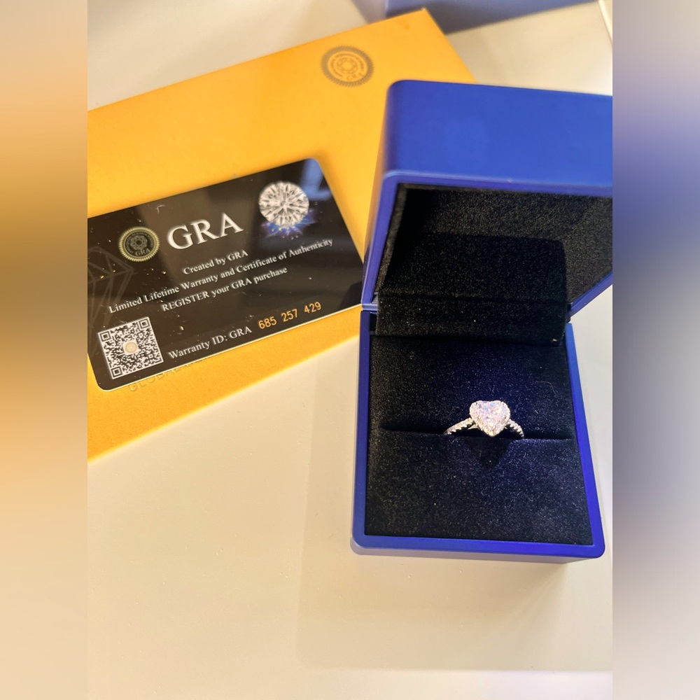 Moissanite lab grown diamond ring with Certificate
